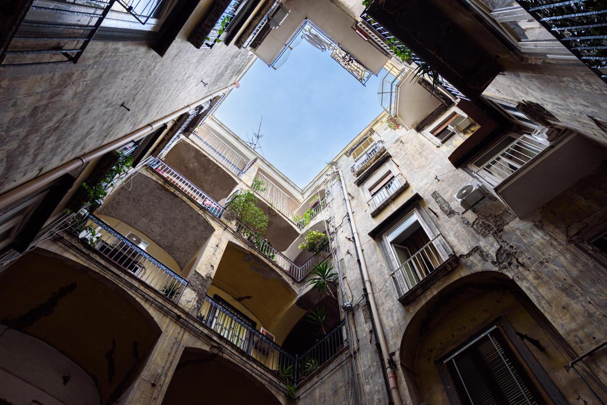 Random B&B Napoli Bagian luar foto